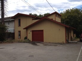 1322 River St in Santa Cruz, CA - Building Photo