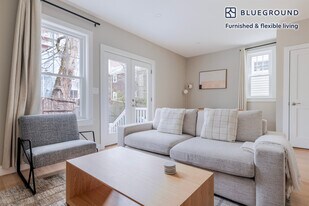 50 Kinnaird St, Unit SI FL1-ID1153 in Cambridge, MA - Building Photo