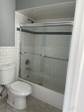 270 New York Ave, Unit UTILITIES INCLUDED in Newark, NJ - Foto de edificio - Building Photo