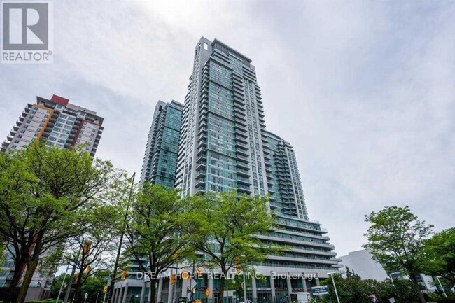1404-1470 TOWN CENTRE Ct