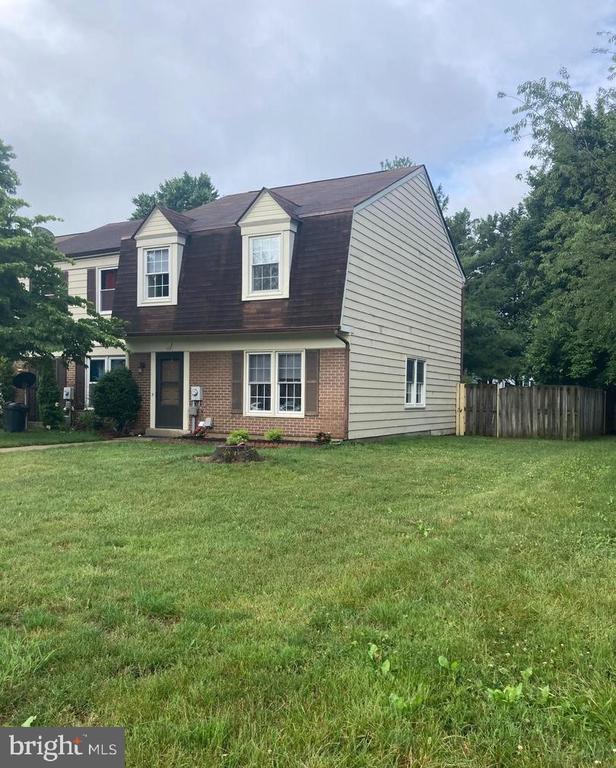 113 Lauren Ct in Frederick, MD - Building Photo - Building Photo