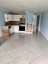 7301 Ave in Houston, TX - Building Photo - Building Photo