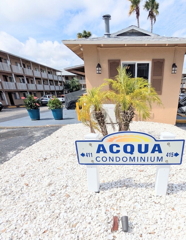 411 N Halifax Ave in Daytona Beach, FL - Building Photo - Building Photo