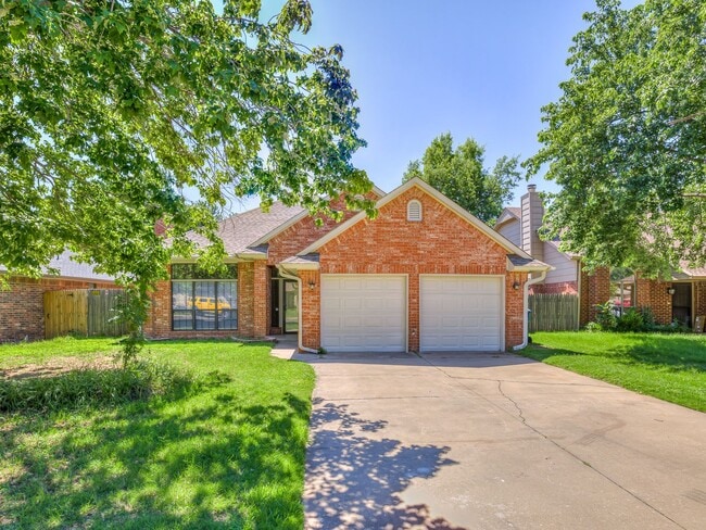 property at 1409 Del Norte Dr