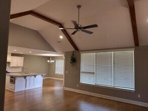 4207 SW Rhinestone Blvd in Bentonville, AR - Building Photo - Building Photo