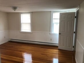 93 Main St in North Andover, MA - Building Photo - Building Photo