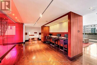 80 John St in Toronto, ON - Building Photo - Building Photo