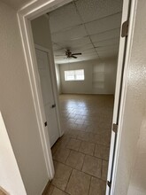 902 Orange St in Clint, TX - Building Photo - Building Photo