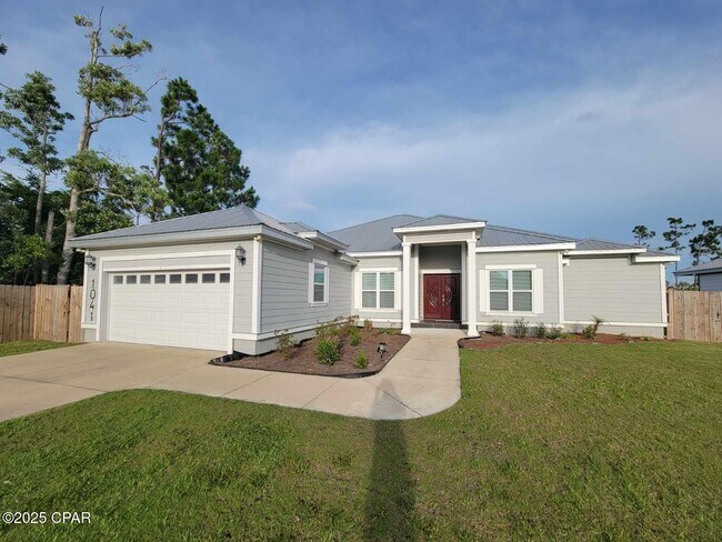 1041 Plantation Dr in Panama City, FL - Building Photo - Building Photo