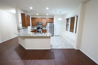 21610 Alta Peak Way in Katy, TX - Foto de edificio - Building Photo
