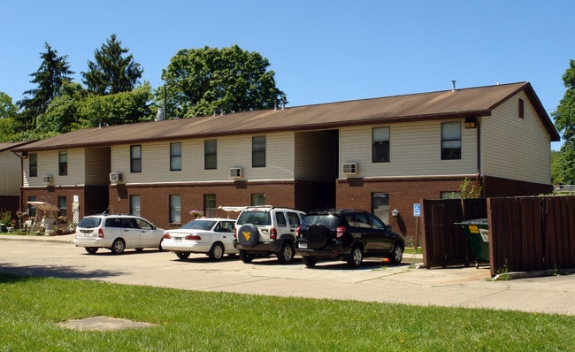 Elk Valley I Apartments in Elkview, WV - Building Photo - Building Photo