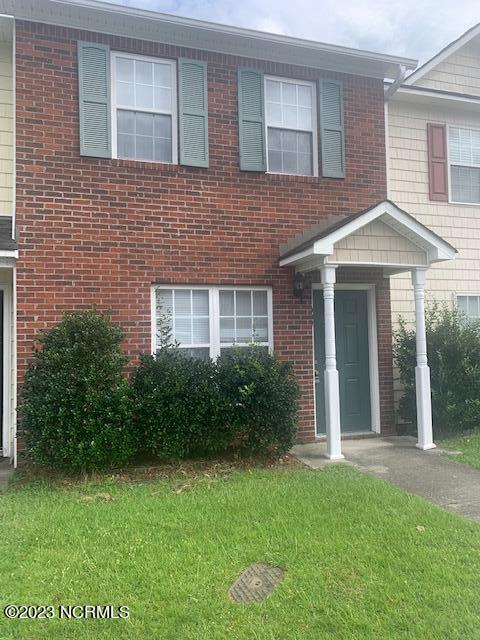 909 Springwood Dr