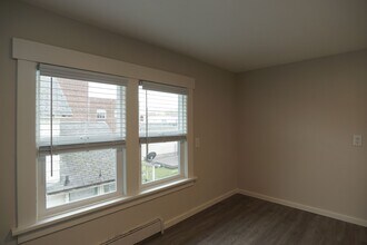 910 S I St, Unit #B in Tacoma, WA - Building Photo - Building Photo