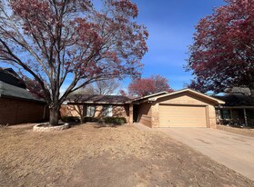 5718 88th St in Lubbock, TX - Building Photo