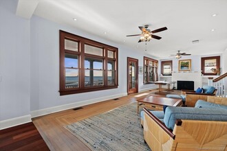41 Trumbull Ave, Unit Apt 204 in Milford, CT - Building Photo - Building Photo