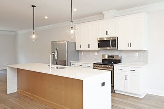 2405 Anlee Rd in Crozet, VA - Building Photo - Building Photo