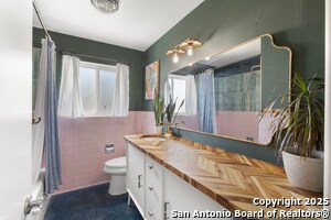 1228 Rivercrest Dr in New Braunfels, TX - Building Photo - Building Photo