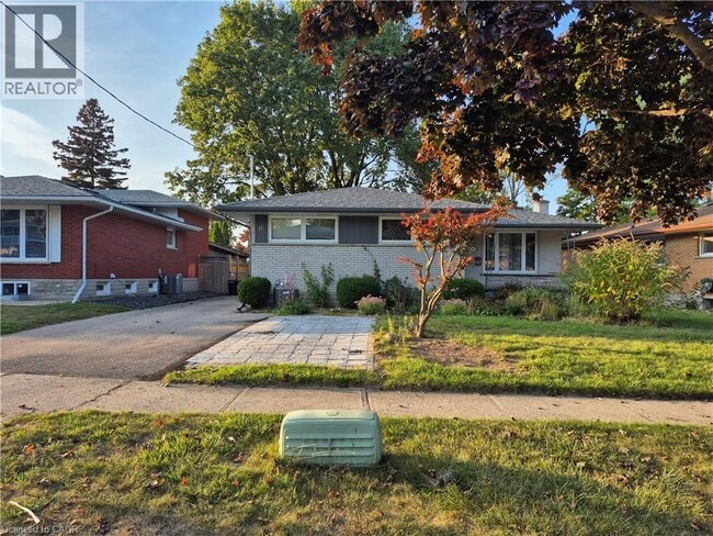 property at 11 Duncairn Ave