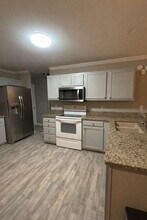 1235 Center Lake Dr in Mount Pleasant, SC - Building Photo - Building Photo