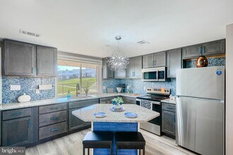 800 Seckel Ct in Halethorpe, MD - Foto de edificio - Building Photo