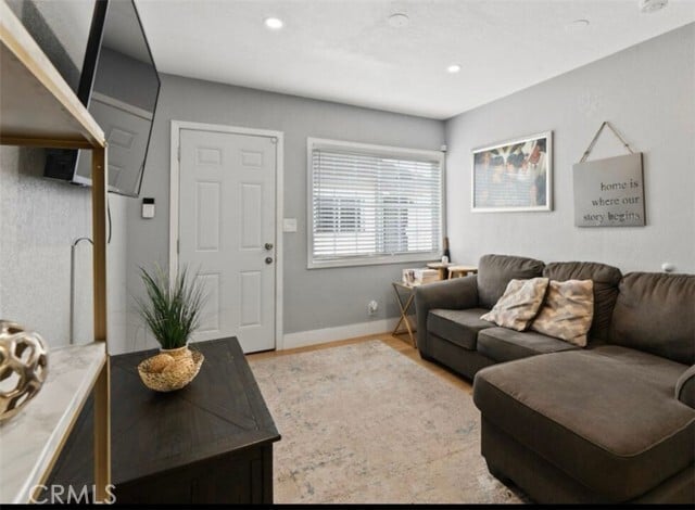 9816 S Hoover St in Los Angeles, CA - Building Photo - Building Photo