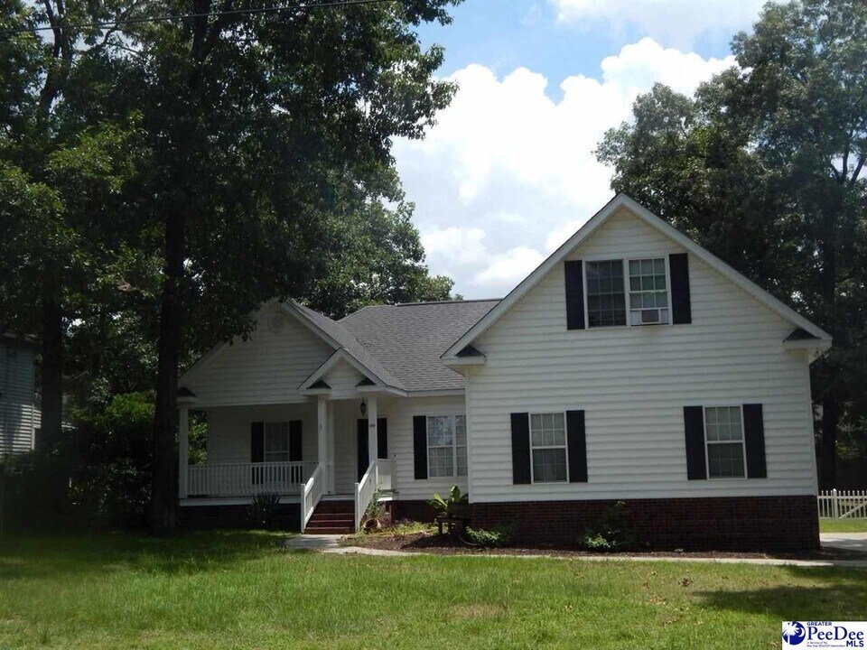 1908 Durant Dr in Florence, SC - Building Photo