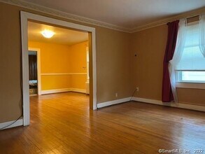 24 Moore St in Manchester, CT - Building Photo - Building Photo