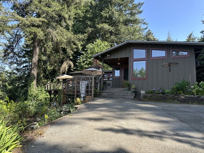 property at 20470 Santa Cruz Hwy