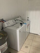 900 NW 17th Ave in Fort Lauderdale, FL - Building Photo - Building Photo