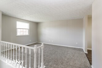 1272 Sweetbay Pl in Galloway, OH - Building Photo - Building Photo