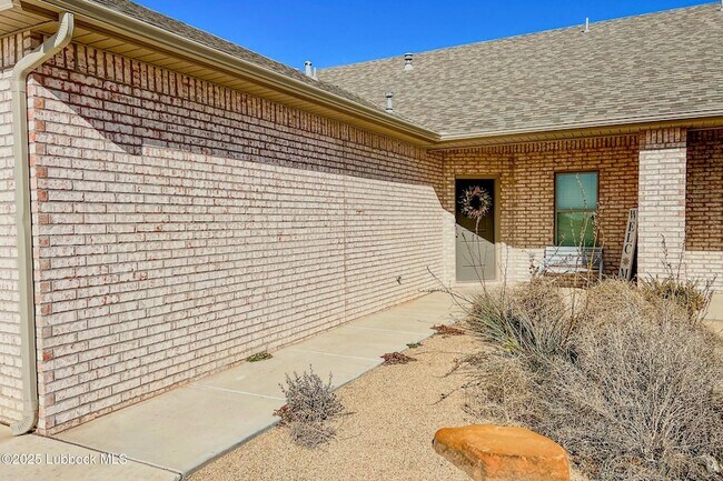 1120 N 7th St in Wolfforth, TX - Building Photo - Building Photo