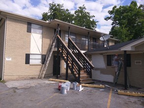 6204 Culberson St in Houston, TX - Building Photo - Building Photo