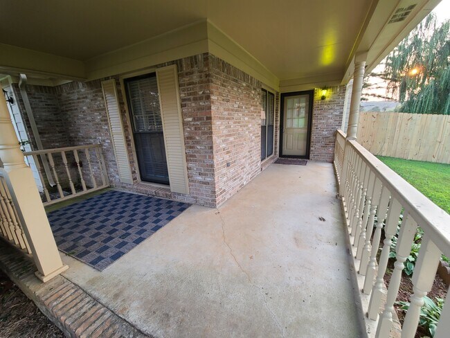 104 Bridgestone Dr NE in Huntsville, AL - Building Photo - Building Photo