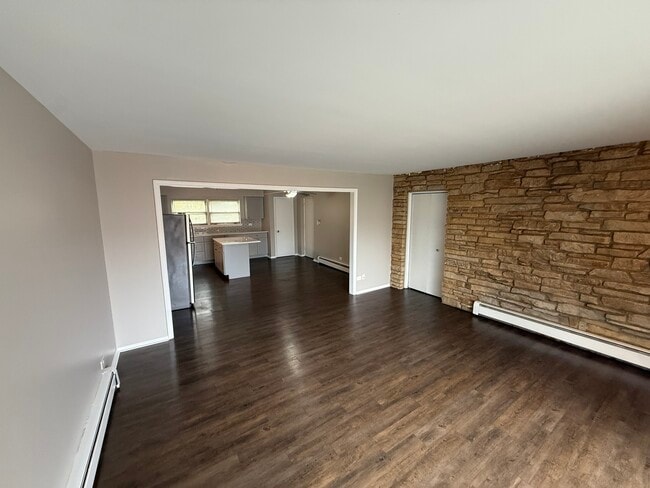 13 Scotdale Rd in La Grange Park, IL - Building Photo - Building Photo