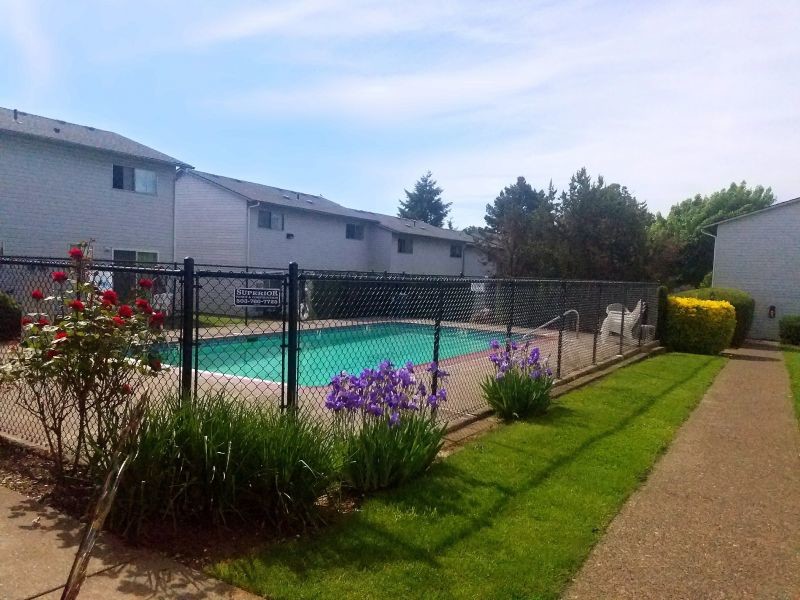 Clipper Ridge Apartments in Oregon City, OR - Building Photo