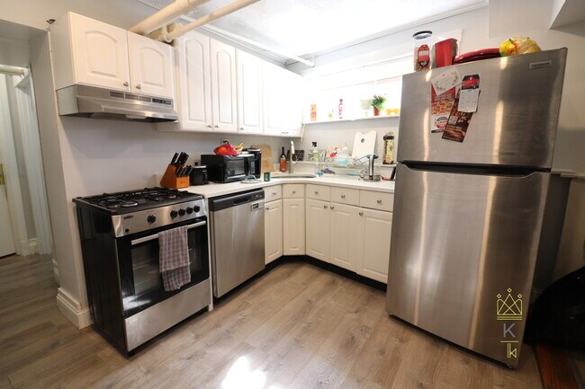 property at 1504 Commonwealth Ave