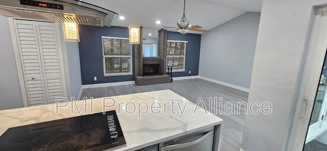 5015 Nassau Cir in Orlando, FL - Building Photo - Building Photo