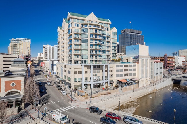 80 W 1st St