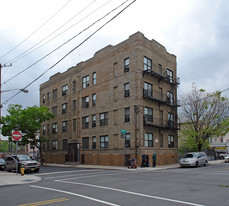 31 Tichenor St Apartments