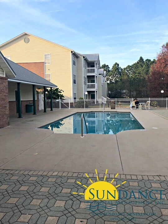 4075 Dancing Cloud Ct in Destin, FL - Building Photo