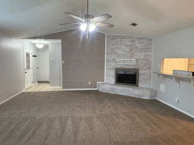 24503 Red Deer Dr in Huffman, TX - Building Photo - Building Photo