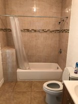 225 N Everton St Apartamentos