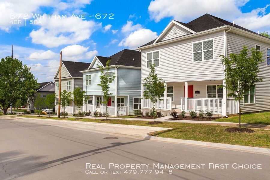 672 Whitham Ave-Unit -672 in Fayetteville, AR - Foto de edificio