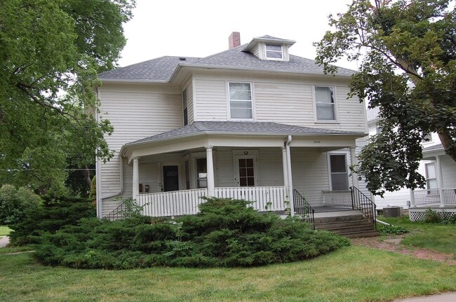 1345 B St in Lincoln, NE - Building Photo - Building Photo