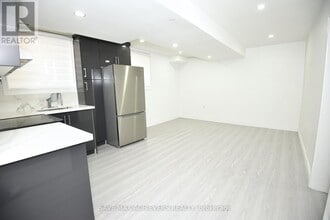 107 Byers St in London, ON - Building Photo - Building Photo