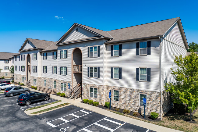 Four Pointe in Columbus, OH - Foto de edificio - Building Photo