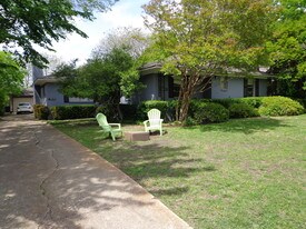 5807 Tremont St in Dallas, TX - Building Photo