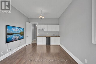 1690 Durham Regional Hwy 2 in Courtice, ON - Building Photo - Building Photo