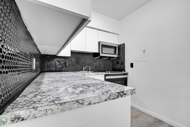56 NW 62nd St in Miami, FL - Building Photo - Building Photo