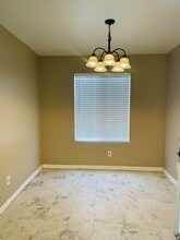 430 W Beechwood Ave in Fresno, CA - Building Photo - Building Photo